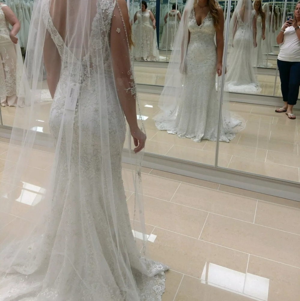NWT Allure Bridal Mermaid Embroidered Lace Bead
